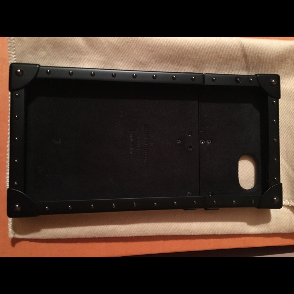 Louis Vuitton Monogram Eye Trunk iPhone 7 Case 🖤 NWT - Picture 3 of 10